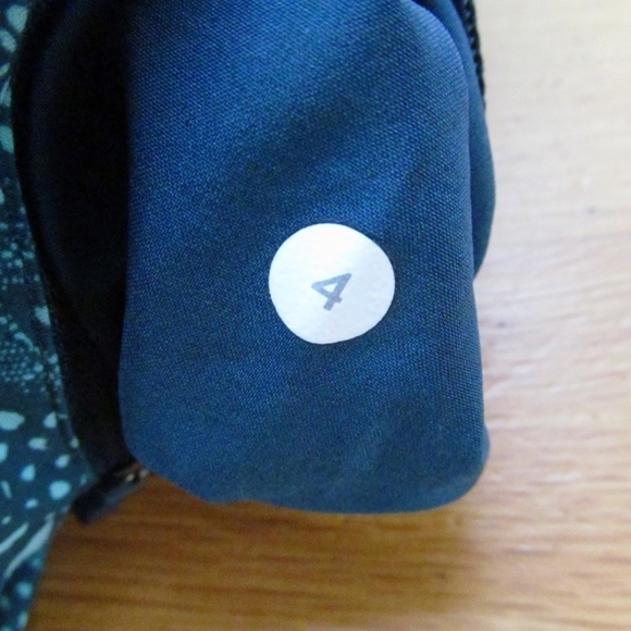 LULULEMON Tracker Shorts IV Pretty Lace Bali Breeze Alberta Lake Run Gym Lift 4 - Picture 10 of 10